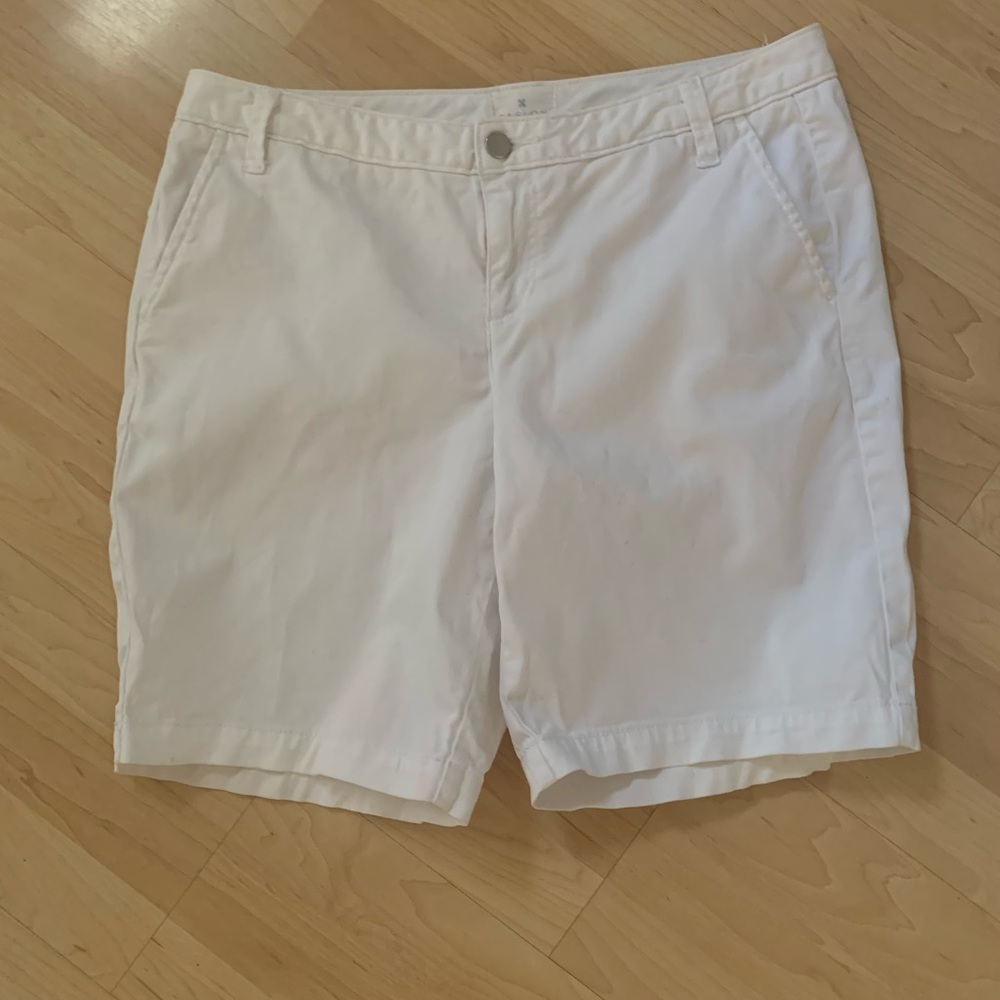 Nordstrom Caslon white cotton bermuda shorts 10